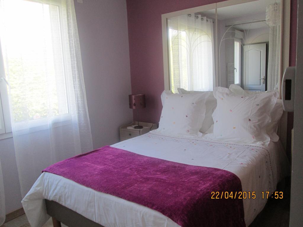Chambre d'Hôtes du Bois Joli Mesnard-la-Barotière Chambre photo